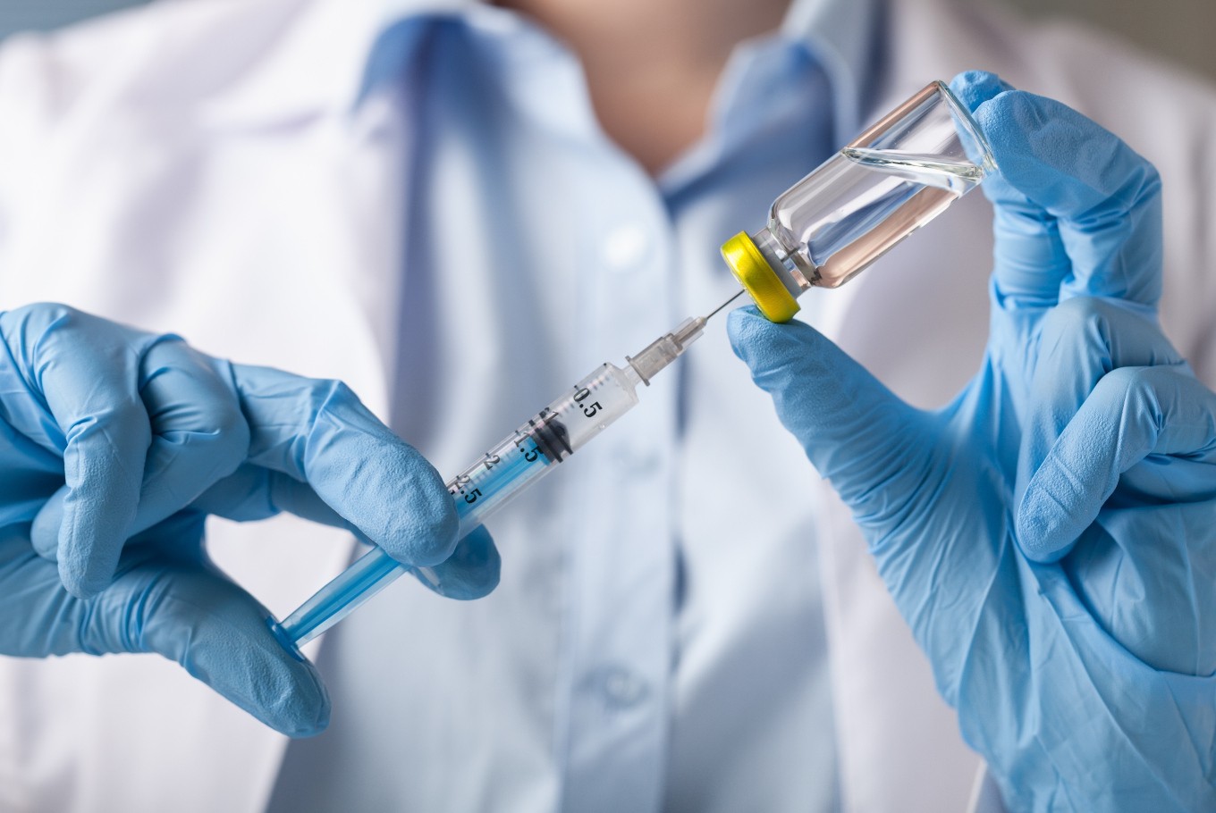 Batuk, pilek, nyeri tenggorokan, demam, dan nyeri kepala, pasti pernah dirasakan oleh Sobat, gejala yang disebutkan tadi bisa jadi beberapa gejala dari penyakit influenza. Penyakit ini memang sudah tidak lazim didengar, sering juga disebut sebagai penyakit flu, yaitu suatu penyakit yang menyerang sistem pernafasan, disebabkan oleh virus influenza dan bersifat mudah menular. Penularan terjadi melalui [&hellip;]